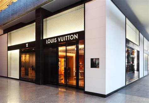 Louis Vuitton melbourne opening times